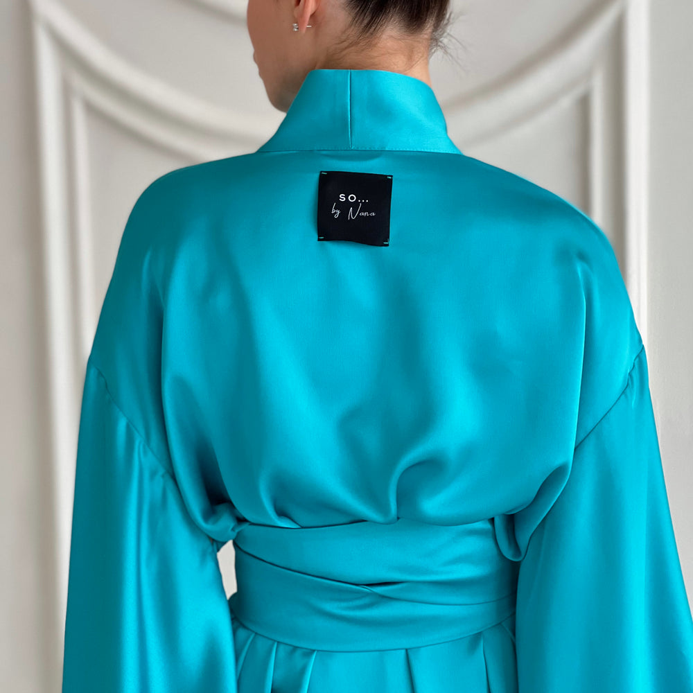 
                      
                        Premium Custom Tailoring
                      
                    
