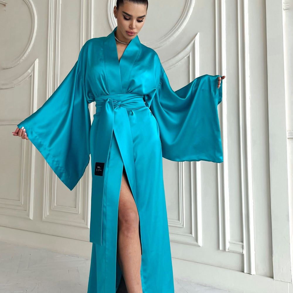 
                      
                        Premium Custom Tailoring
                      
                    